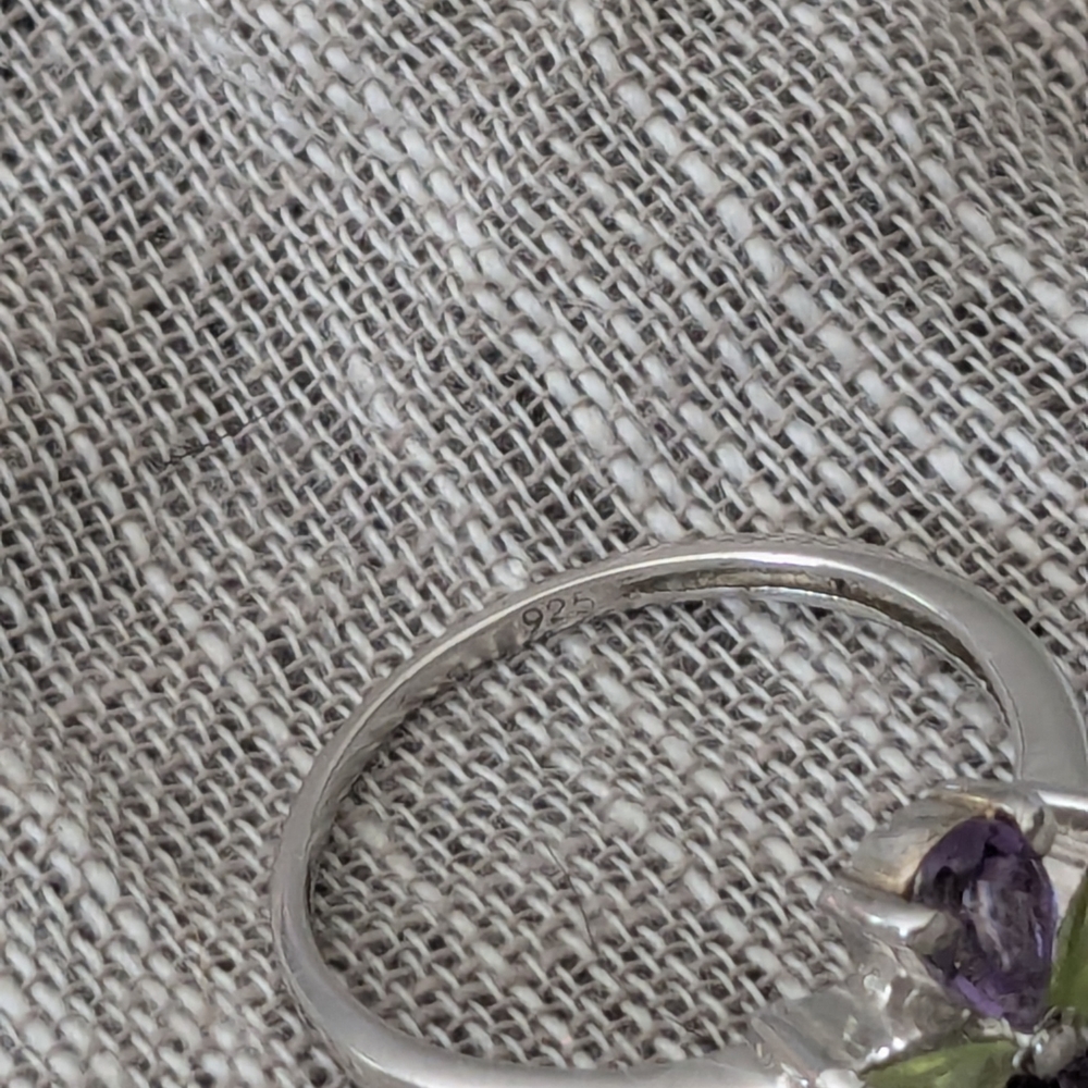 Elegant Sterling Silver Ring with Purple and Green Stone Flower - Picture 3 of 4